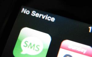 iPhone-no-signal-service-FSMdotCOM